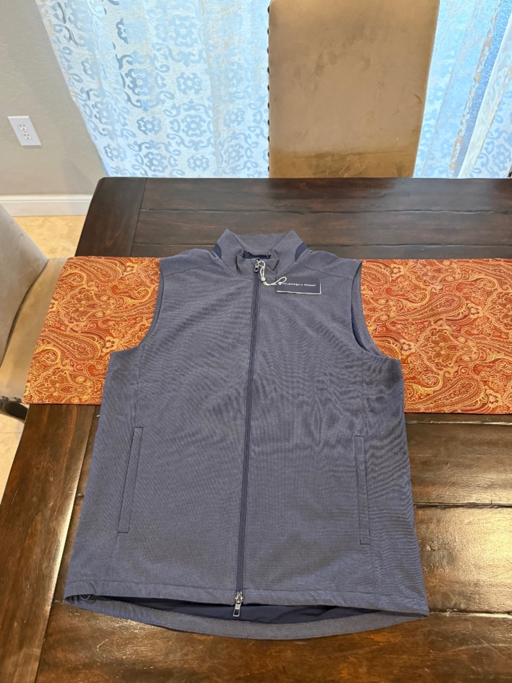 Holderness & Bourne Men's Medium Navy The Faulkner Vest MSRP $350